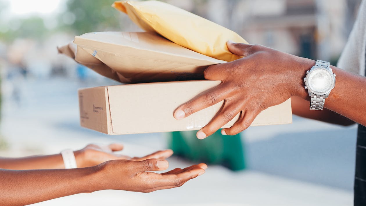The Impact of Late and Inaccurate Deliveries on Customer Loyalty